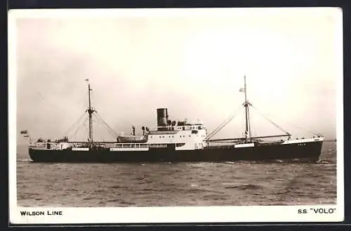 AK Handelsschiff SS Volo der Wilson Line auf See