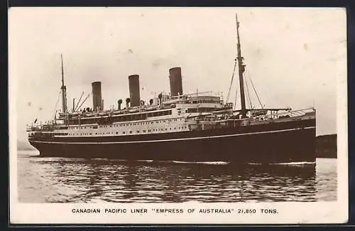 AK Passagierschiff Empress of Australia vor der Küste, Canadian Pacific Liner