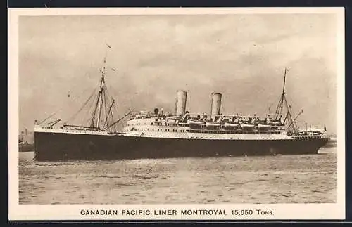 AK Canadian Pacific Liner Montroyal vor der Küste, Passagierschiff