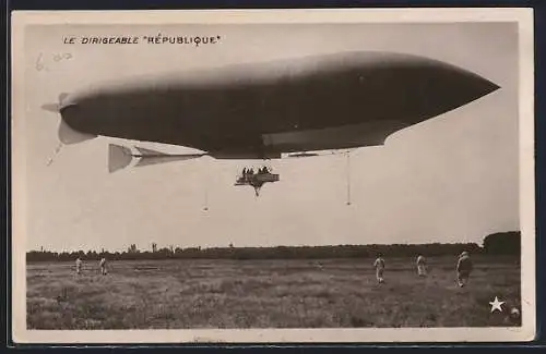 AK Französischer Zeppelin République beim Abheben
