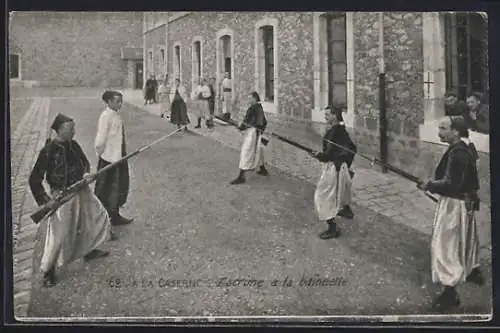 AK A la Caserne, Escrime a la baionette