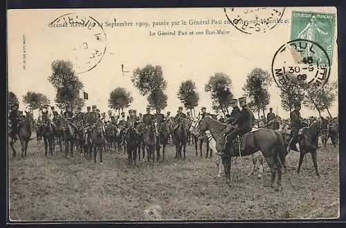 AK Grande Révue du Septembre 1909, Le Général Pau et son État-Major