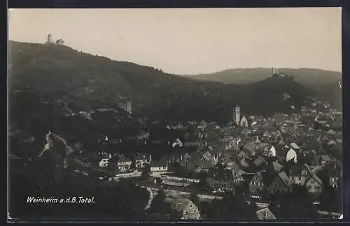 AK Weinheim a. d. B., Ortsansicht mit Bergen