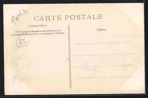 AK Paris, Crue de la Seine 1910, rue Hautefeuille inondée et passants observant les dégâts