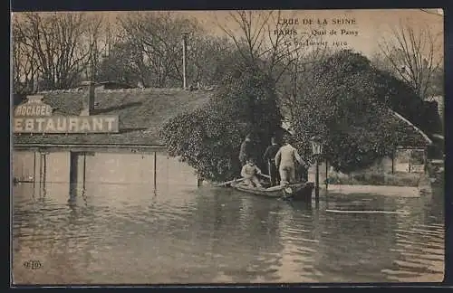 AK Paris, Crue de la Seine au Quai de Passy avec barque, Hiver 1910