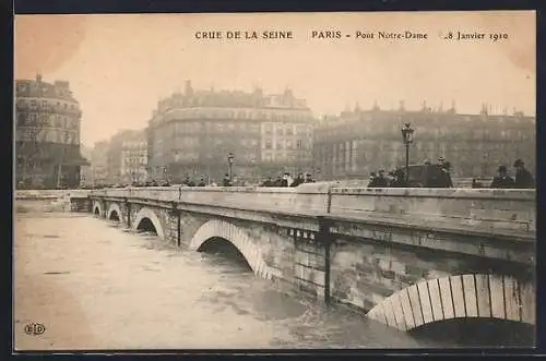 AK Paris, Crue de la Seine au Pont Notre-Dame, 8 Janvier 1910