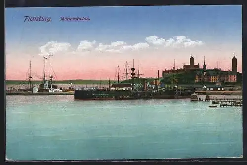 AK Flensburg, Marinestation mit Schiffen