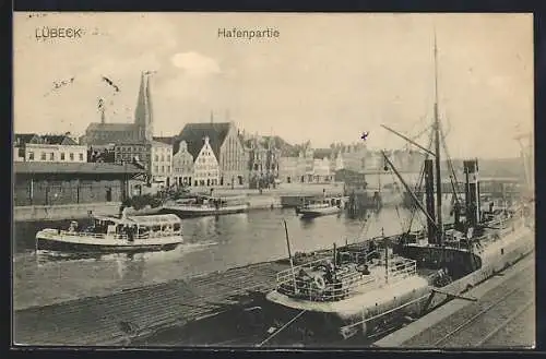 AK Lübeck, Ortsansicht mit Hafenpartie