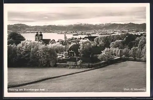 AK Tutzing am Starnberger See, Teilansicht mit Blick auf den See