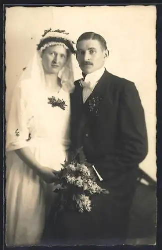 Foto-AK Porträt eines Brautpaares