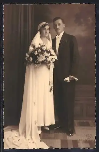 Foto-AK Braut und Bräutigam im Porträt