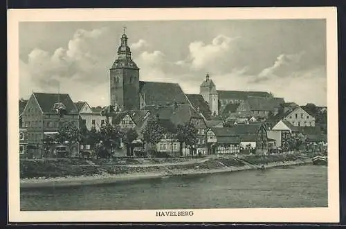 AK Havelberg, Ortsansicht mit Kirche und Fluss