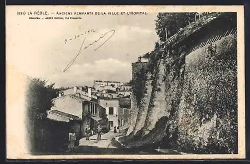 AK La Réole, Anciens remparts de la ville et l`hôpital