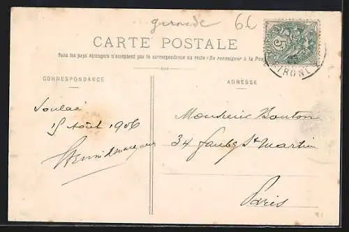 AK Soulac-sur-Mer, L`Océan avec des enfants jouant dans les vagues