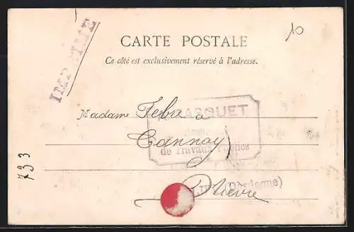 AK Podensac, Ruines de l`ancien château et église en arrière-plan