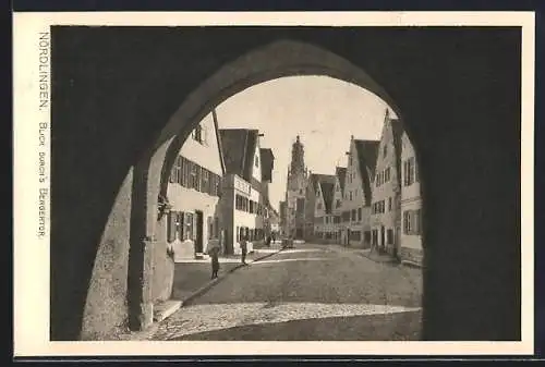 AK Nördlingen, Blick durchs Bergertor