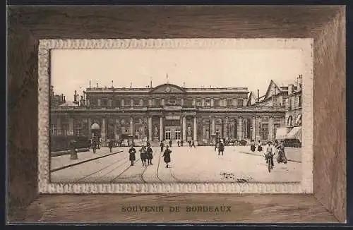 AK Bordeaux, L`Hôtel-de-Ville et ses alentours animés