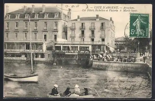AK Arcachon, Les Hôtels Richelieu et Victoria à marée haute