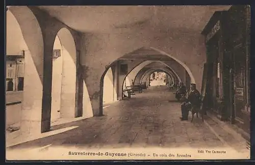 AK Sauveterre-de-Guyenne, Un coin des Arcades