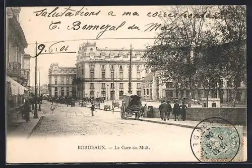 AK Bordeaux, La Gare du Midi und belebte Strassenszene mit Pferdekutschen