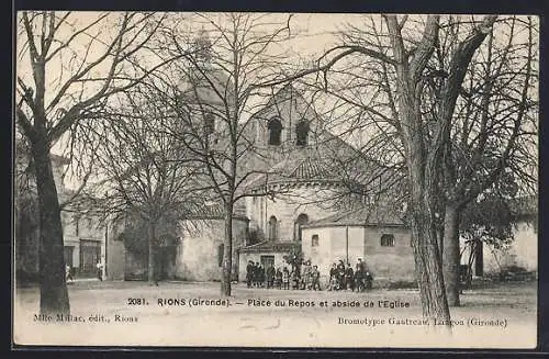 AK Rions, Place du Repos et abside de l`Église