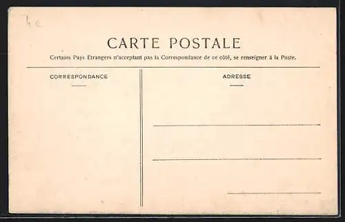 AK Dame schaut durch einen Brief mit der Jahreszahl 1905
