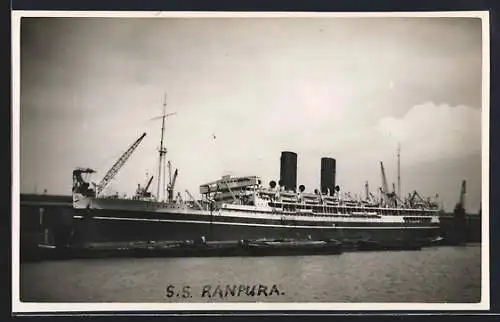 AK Handelsschiff SS Ranpura im Hafen