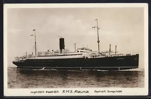 AK Passagierschiff RMS Alaunia auf hoher See