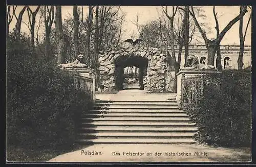 AK Potsdam, Felsentor an der historischen Mühle