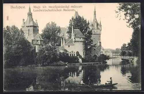 AK Budapest, Landwirtschaftliches Museum mit Ruderboot