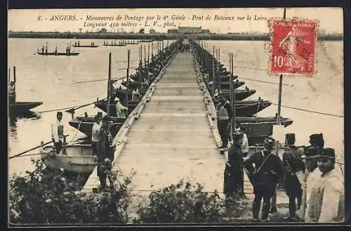 AK Angers, Manoeuvres de Pontage par le 6. Génie, Pont de Bateaux sur la Loire