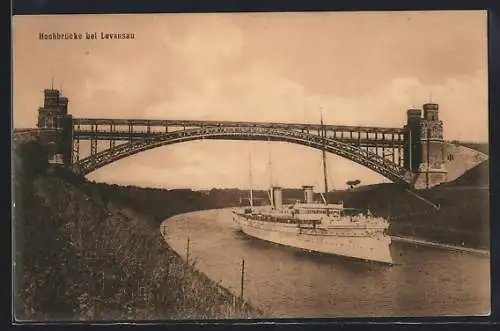AK Levensau, Hochbrücke mit Yacht Hohenzollern im Kaiser-Wilhelm-Kanal