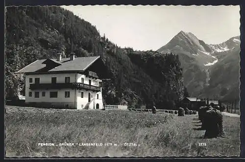AK Längenfeld, Blick auf die Villa Grüner