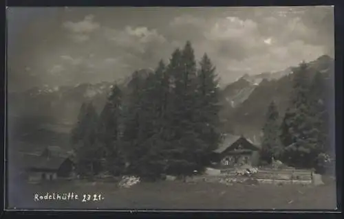 AK Schwaz, Der Alpengasthof Grafenast gegen die Berge