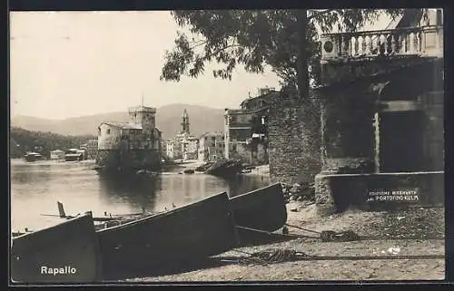 AK Rapallo, Ruderboote am Ufer