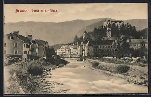 AK Bruneck, Partie am Ufer der Rienz