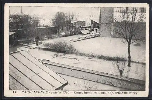 AK Paris, Cours inondées dans le quartier de Bercy, janvier 1910