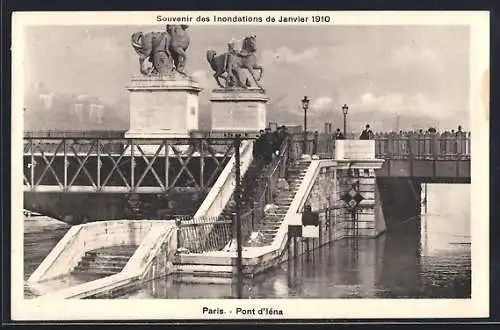 AK Paris, Pont d`Iéna lors des inondations de janvier 1910