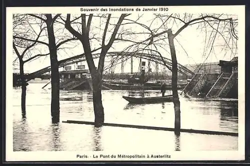 AK Paris, Le Pont du Métropolitain à Austerlitz lors des inondations de janvier 1910