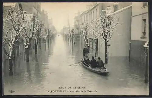 AK Alfortville, Crue de la Seine, Vue prise de la Passerelle
