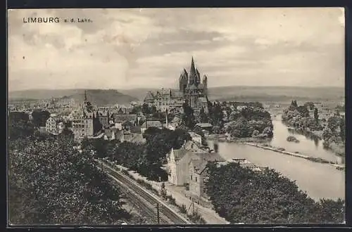 AK Limburg / Lahn, Ortsansicht mit Dom und Lahnpartie