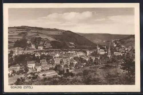 AK Gemünd /Eifel, Ortsansicht mit Berg