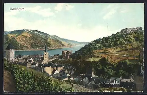 AK Bacharach, Ortsansicht mit Bergen und Flusspartie