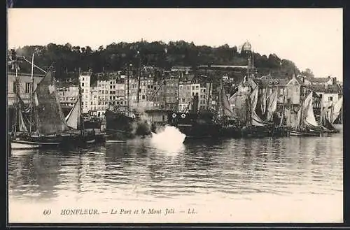 AK Honfleur, Un coin du Port