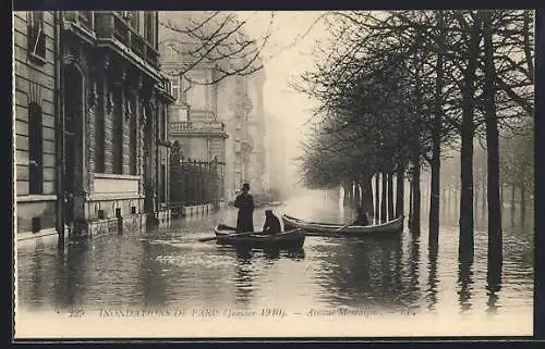 AK Paris, Inondations de janvier 1910, Avenue Montaigne