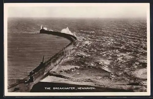 AK Newhaven, The Breakwater