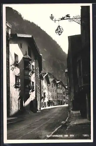 AK Rattenberg am Inn, Teilansicht mit Strassenpartie