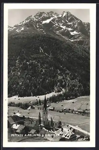 AK Pettneu a. Arlberg, Blick auf den Ort aus der Vogelschau