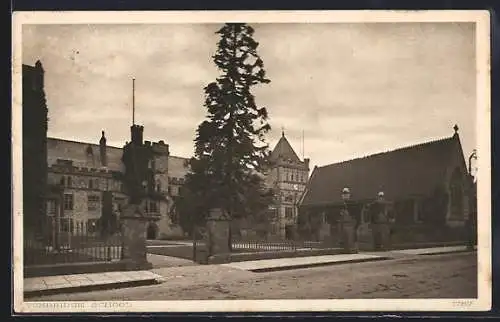 AK Tonbridge, School