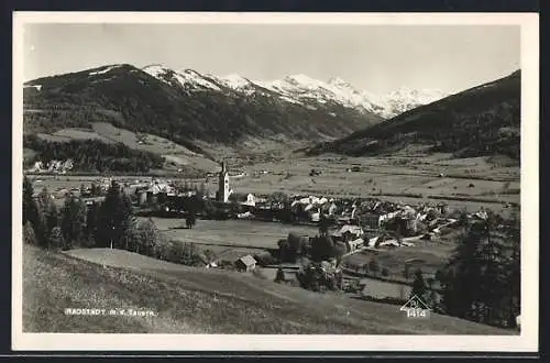 AK Radstadt, Ortsansicht m. d. Tauern